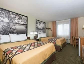 Super 8 By Wyndham Alexandria Mn Motel Bagian luar foto